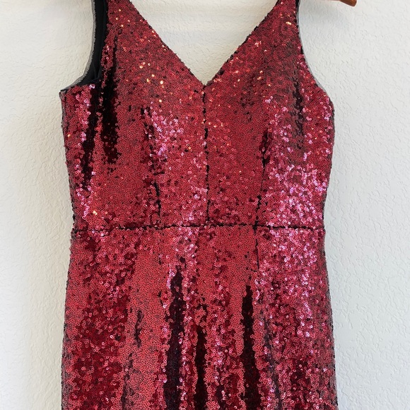 Nightway Red Sequin Gown sz 8/M NWT - Picture 4 of 15